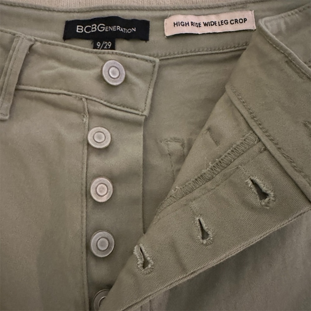 BCBGeneration Sage Wide Leg Crop Trousers - Picture 2 of 4